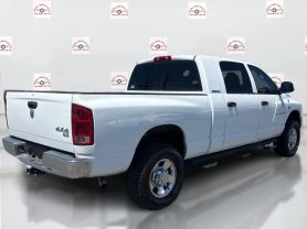 2006 DODGE RAM 1500 MEGA CAB PICKUP V8, HEMI, 5.7 LITER SLT PICKUP 4D 6 1/4 FT