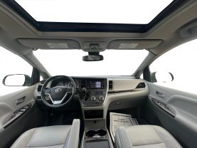 2018 TOYOTA SIENNA