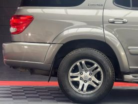 2006 TOYOTA SEQUOIA SUV V8, 4.7 LITER LIMITED SPORT UTILITY 4D