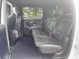 2020 RAM 1500 CREW CAB PICKUP V8, HEMI, 5.7 LITER LARAMIE PICKUP 4D 5 1/2 FT