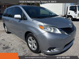 2014 TOYOTA SIENNA