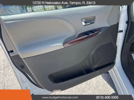2014 TOYOTA SIENNA