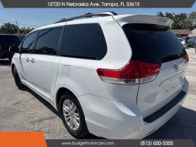 2014 TOYOTA SIENNA