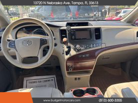 2014 TOYOTA SIENNA