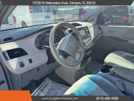 2014 TOYOTA SIENNA