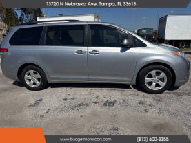 2014 TOYOTA SIENNA