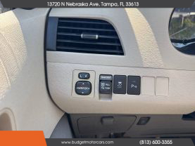 2014 TOYOTA SIENNA