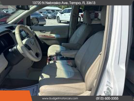 2014 TOYOTA SIENNA