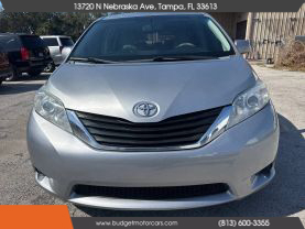 2014 TOYOTA SIENNA