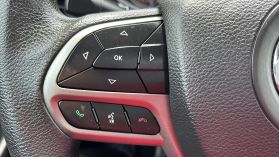 2019 Jeep Cherokee - Image 35
