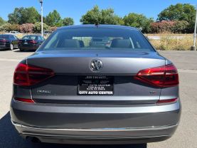 2019 VOLKSWAGEN PASSAT