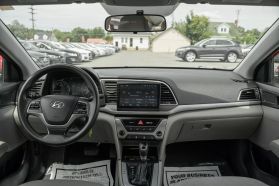 2017 HYUNDAI ELANTRA SEDAN 4-CYL, 2.0 LITER SE SEDAN 4D