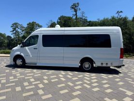 2019 MERCEDES-BENZ SPRINTER 3500 XD CREW CARGO V6, TURBO DIESEL, 3.0 LITER HIGH ROOF W/170" WB VAN 3D