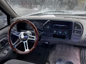 1995 GMC 1500 REGULAR CAB PICKUP V8, 5.0 LITER SHORT BED