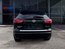 2017 Nissan Rogue Sport Sl Sport Utility 4d - Image 4