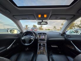2012 Lexus Is - Image 19