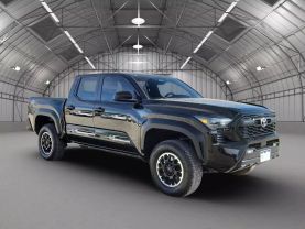 2024 TOYOTA TACOMA DOUBLE CAB PICKUP