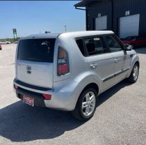 2011 KIA SOUL WAGON 4-CYL, 2.0 LITER + WAGON 4D