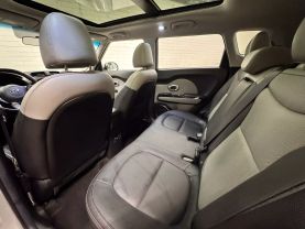 2017 KIA SOUL WAGON 4-CYL, 2.0 LITER + WAGON 4D