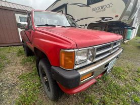 1988 Toyota Pickup - Image 16