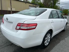 2011 TOYOTA CAMRY SEDAN 4-CYL, 2.5 LITER LE SEDAN 4D