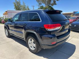 2017 Jeep Grand Cherokee - Image 3