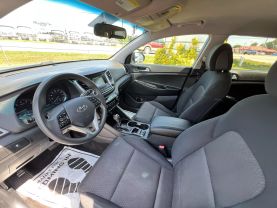 2017 Hyundai Tucson Se Sport Utility 4d - Image 16
