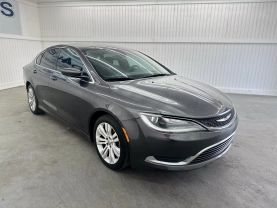 2016 CHRYSLER 200