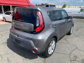 2015 KIA SOUL WAGON 4-CYL, 2.0 LITER + WAGON 4D
