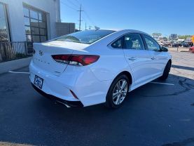 2019 HYUNDAI SONATA SEDAN 4-CYL, SULEV, 2.4 LITER LIMITED SEDAN 4D