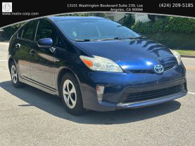 2014 TOYOTA PRIUS HATCHBACK
