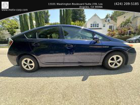 2014 TOYOTA PRIUS HATCHBACK