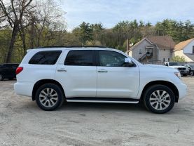 2015 TOYOTA SEQUOIA SUV V8, 5.7 LITER LIMITED SPORT UTILITY 4D