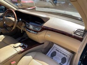 2012 MERCEDES-BENZ S-CLASS SEDAN V8, TWIN TURBO, 4.6 LITER S 550 SEDAN 4D