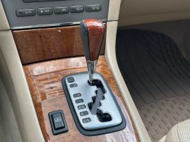 2005 LEXUS ES SEDAN - AUTOMATIC - Dart Auto Group