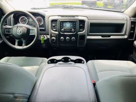 2020 RAM 1500 CLASSIC CREW CAB PICKUP V8, HEMI, 5.7 LITER TRADESMAN PICKUP 4D 5 1/2 FT