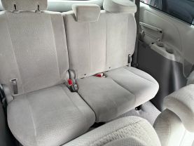 2011 TOYOTA SIENNA VAN V6, 3.5 LITER LE MINIVAN 4D