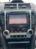 2014 Toyota Camry Se Sedan 4d - Image 28