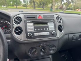 2010 VOLKSWAGEN TIGUAN SUV 4-CYL, TURBO, 2.0 LITER SE SPORT UTILITY 4D