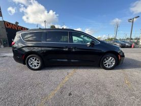 2022 CHRYSLER PACIFICA VAN V6, 3.6 LITER TOURING L VAN 4D