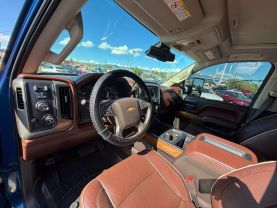 2015 CHEVROLET SILVERADO 2500 HD CREW CAB PICKUP V8, TURBO DIESEL, 6.6 LITER HIGH COUNTRY PICKUP 4D 6 1/2 FT