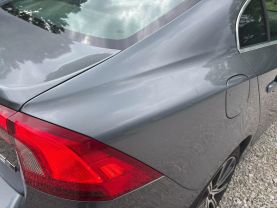 2018 VOLVO S60 SEDAN 4-CYL, DRIVE-E, TURBO, 2.0 LITER T5 INSCRIPTION SEDAN 4D at T&T Repairables - used car dealership in Spencer, Indiana.