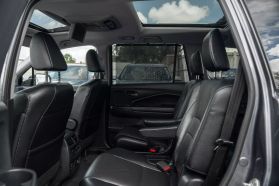 2017 HONDA PILOT SUV V6, I-VTEC, 3.5 LITER ELITE SPORT UTILITY 4D