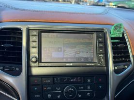 2011 JEEP GRAND CHEROKEE SUV V8, 5.7 LITER OVERLAND SPORT UTILITY 4D