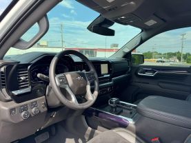 2023 CHEVROLET SILVERADO 1500 CREW CAB PICKUP V8, ECOTEC3, DFM, 5.3 LITER LT TRAIL BOSS PICKUP 4D 6 1/2 FT