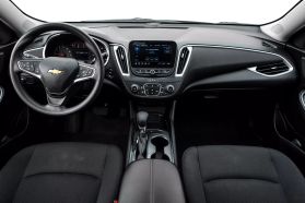 2023 Chevrolet Malibu - Image 17