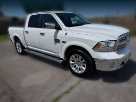 2014 RAM 1500 CREW CAB PICKUP V8, HEMI, 5.7 LITER LARAMIE LONGHORN PICKUP 4D 5 1/2 FT