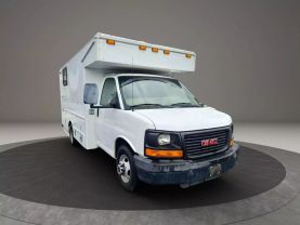 2009 Gmc Savana Commercial Cutaway - Image 1