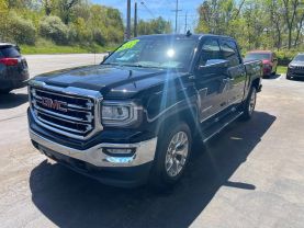 2018 GMC SIERRA 1500 CREW CAB PICKUP V8, ECOTEC3, 5.3 LITER SLT PICKUP 4D 5 3/4 FT