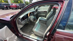2004 LINCOLN TOWN CAR